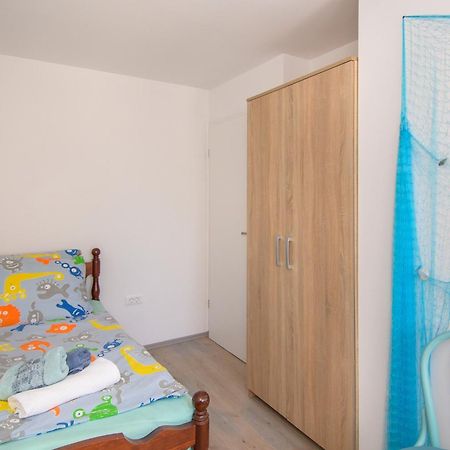 Apartman Dana Kastelir-Labinci Zewnętrze zdjęcie
